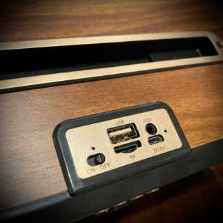 SEVIZ RETRO20W 레트로 블루투스 스피커 — 5점을 준 리뷰어가 2020년 8월 올린 사용 사진