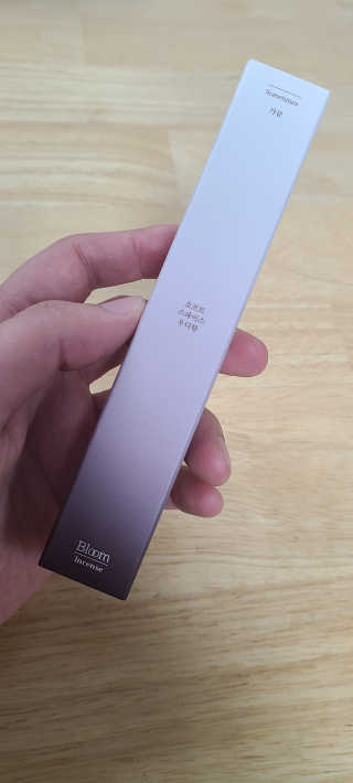 [블룸스튜디오] 향으로 기억되는 모든 순간  6종中택1 — 4점을 준 리뷰어가 2020년 11월 올린 사용 사진