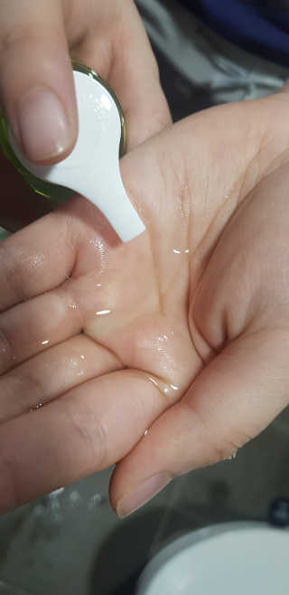 글램메디 블랙 아웃 클렌징 오일 — 5점을 준 리뷰어가 2020년 7월 올린 사용 사진