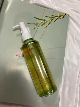 스킨큐어 산다화 순한 클렌징 동백 오일 200ml — 3.5점을 준 리뷰어가 2020년 5월 올린 사용 사진
