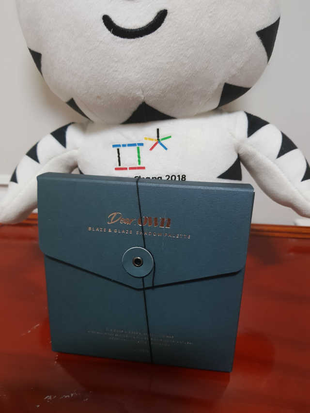 디어오운 블레이즈앤글레이즈 섀도우 팔레트 리뷰 사진