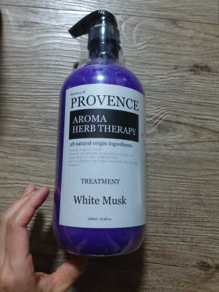 프로방스 화이트머스 퍼퓸 트리트먼트 1000ml — 5점을 준 리뷰어가 2020년 8월 올린 사용 사진