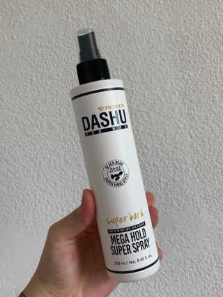 다슈코리아 다슈 포 맨 프리미엄 메가 홀드 슈퍼 스프레이 250ml — 4점을 준 리뷰어가 2020년 8월 올린 사용 사진