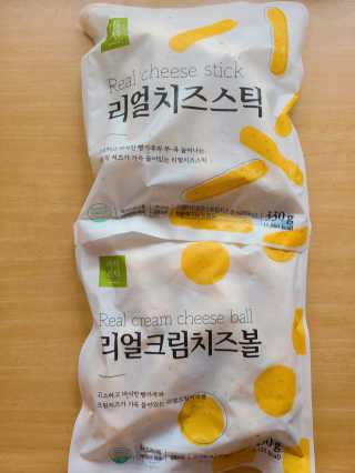 가치식탁 리얼치즈스틱, 리얼크림치즈볼 — 5점을 준 리뷰어가 2020년 8월 올린 사용 사진