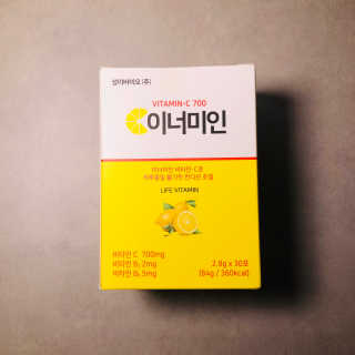 이너미인 VITAMIN-C 700 — 5점을 준 리뷰어가 2020년 8월 올린 사용 사진