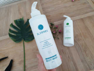 일리세이 허니 샴푸 500ml + 허니 바디워시 500ml 세트 — 5점을 준 리뷰어가 2020년 4월 올린 사용 사진