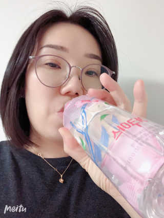 아쿠아스 플레이버워터 ★[아쿠아스] 복숭아 플레이버워터 1BOX 20개입★ — 4.5점을 준 리뷰어가 2020년 4월 올린 사용 사진
