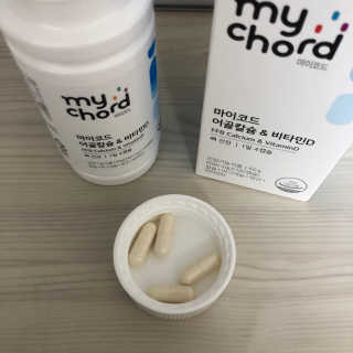 JW중외제약 마이코드 어골칼슘 비타민D — 4.5점을 준 리뷰어가 2020년 9월 올린 사용 사진