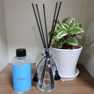 레나스 프리미엄 아로마 디퓨저 200ml  [1SET] — 4점을 준 리뷰어가 2020년 5월 올린 사용 사진