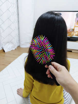 아이캔디 레인보우 볼륨S 패들 브러쉬 — 4점을 준 리뷰어가 2020년 11월 올린 사용 사진