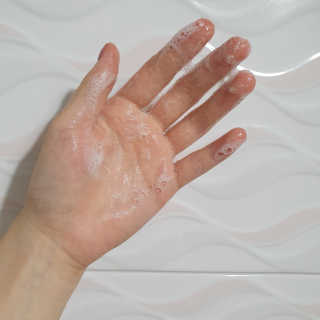 르퀼라야 스칼프 샴푸 810ml [가드니아/포레스트] — 5점을 준 리뷰어가 2020년 7월 올린 사용 사진