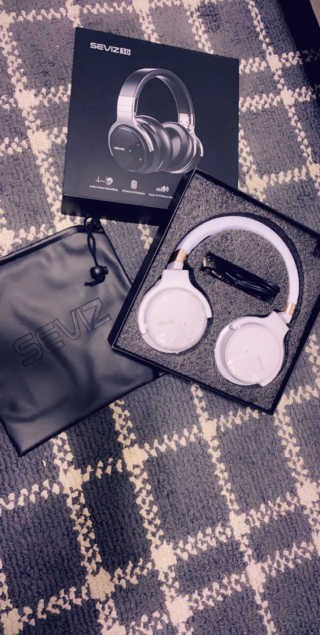 SEVIZ Bluetooth Headphones 10 3color — 5점을 준 리뷰어가 2020년 4월 올린 사용 사진