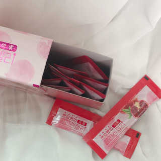 헬스업_쁘띠쁘띠석류콜라겐젤리_20g x 14포 — 5점을 준 리뷰어가 2020년 8월 올린 사용 사진