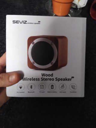SEVIZ MINI10W 레트로 블루투스 스피커 — 5점을 준 리뷰어가 2020년 8월 올린 사용 사진
