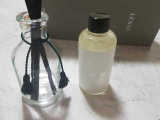 레나스 프리미엄 아로마 디퓨저 200ml  [1SET] — 5점을 준 리뷰어가 2020년 7월 올린 사용 사진