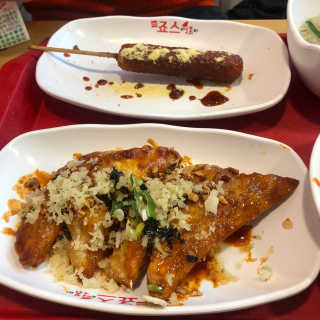 죠스떡볶이 [죠스푸드] 짜빠떡볶이+떡또그+범벅만두 신메뉴 3종 — 2.5점을 준 리뷰어가 2020년 4월 올린 사용 사진