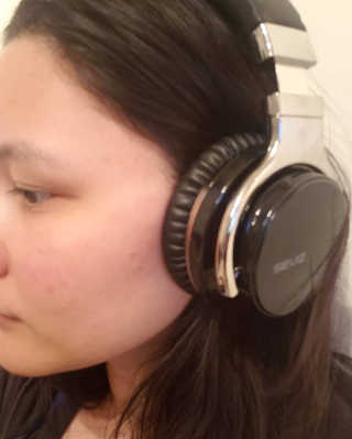 SEVIZ Bluetooth Headphones 10 3color — 5점을 준 리뷰어가 2020년 4월 올린 사용 사진