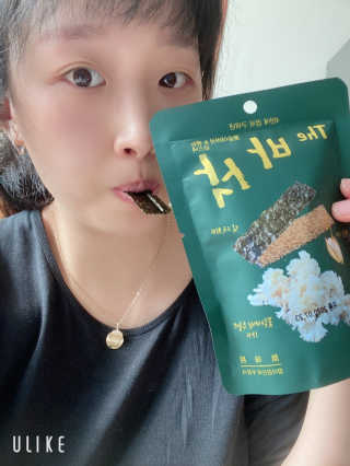 더바삭 꽃송이버섯+쌀눈 김스낵 — 5점을 준 리뷰어가 2020년 4월 올린 사용 사진