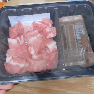 선진포크한돈 간편한돈 큐브목심 스테이크 — 4점을 준 리뷰어가 2020년 11월 올린 사용 사진