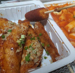 죠스떡볶이 [죠스푸드] 짜빠떡볶이+떡또그+범벅만두 신메뉴 3종 — 4점을 준 리뷰어가 2020년 4월 올린 사용 사진