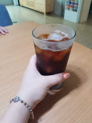 서울에프엔비 브루빈 디카페인 커피 2종 — 5점을 준 리뷰어가 2020년 8월 올린 사용 사진