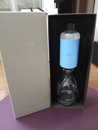 레나스 프리미엄 아로마 디퓨저 200ml  [1SET] — 5점을 준 리뷰어가 2020년 10월 올린 사용 사진