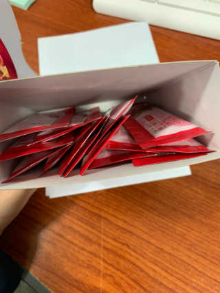 헬스업_쁘띠쁘띠석류콜라겐젤리_20g x 14포 — 4.5점을 준 리뷰어가 2020년 8월 올린 사용 사진
