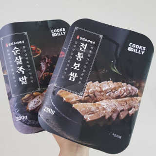 쿡스딜리 순살족발+전통보쌈+마늘소스+무김치 — 5점을 준 리뷰어가 2020년 6월 올린 사용 사진