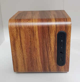 SEVIZ MINI10W 레트로 블루투스 스피커 — 5점을 준 리뷰어가 2020년 9월 올린 사용 사진