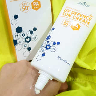 트리티스 SG_[TREATIS] UV Defence Sun Cream — 5점을 준 리뷰어가 2020년 12월 올린 사용 사진