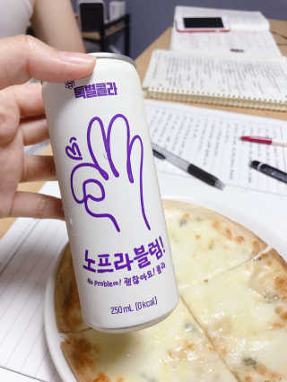 일화 No 슈가0Kcal 스테비아 톡별콜라 콤보팩 250mlX30 캔 — 5점을 준 리뷰어가 2020년 7월 올린 사용 사진