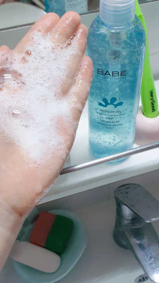 바베 BABE 바베 미셀라 젤 클렌저 — 5점을 준 리뷰어가 2020년 5월 올린 사용 사진