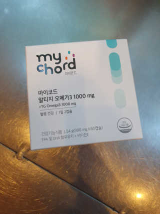 JW중외제약 마이코드 알티지 오메가3 1000 mg — 5점을 준 리뷰어가 2020년 10월 올린 사용 사진
