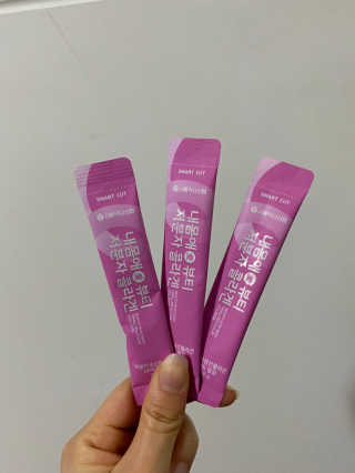 서울약사신협_내몸애뷰티저분자콜라겐_2.5g 50포 — 5점을 준 리뷰어가 2020년 4월 올린 사용 사진