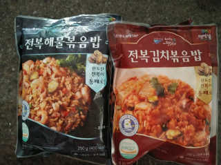바다는다웰빙이다 전복해물볶음밥/전복김치볶음밥 250g-4봉지 — 5점을 준 리뷰어가 2020년 7월 올린 사용 사진