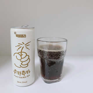 일화 No 슈가0Kcal 스테비아 톡별콜라 콤보팩 250mlX30 캔 — 3.5점을 준 리뷰어가 2020년 7월 올린 사용 사진