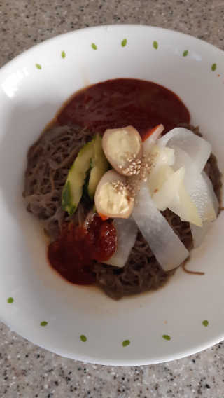 [해주냉면] 신천맛집 매운 비빔냉면 2인분 + 무절임 — 5점을 준 리뷰어가 2020년 5월 올린 사용 사진