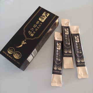 헬스업_천명진프리미엄홍삼스틱_10ml x 30포 — 5점을 준 리뷰어가 2020년 10월 올린 사용 사진