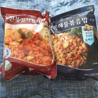 바다는다웰빙이다 전복해물볶음밥/전복김치볶음밥 250g-4봉지 — 5점을 준 리뷰어가 2020년 8월 올린 사용 사진