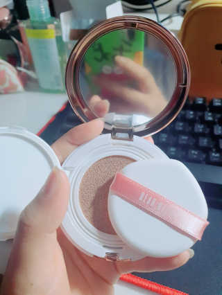 디어벨르 크림쿠션 DEAR BELLE CREAM COUSION — 5점을 준 리뷰어가 2020년 8월 올린 사용 사진
