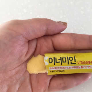 이너미인 VITAMIN-C 700 — 5점을 준 리뷰어가 2020년 9월 올린 사용 사진