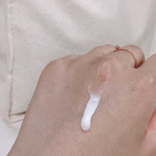 멈칫 딥모이스처 핸드크림, 세라마이드 바디크림 택1 — 5점을 준 리뷰어가 2020년 5월 올린 사용 사진