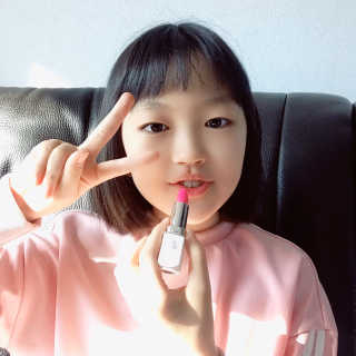 꼬메맘마 네이처 달리아핑크 립컬러 — 5점을 준 리뷰어가 2020년 4월 올린 사용 사진