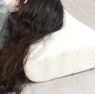 포유 메모리폼 경추베개 자모니베개 — 5점을 준 리뷰어가 2020년 9월 올린 사용 사진