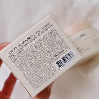 어글리프루프 크림 바이어글리 하이드레이션 샤워 50ml — 5점을 준 리뷰어가 2020년 10월 올린 사용 사진