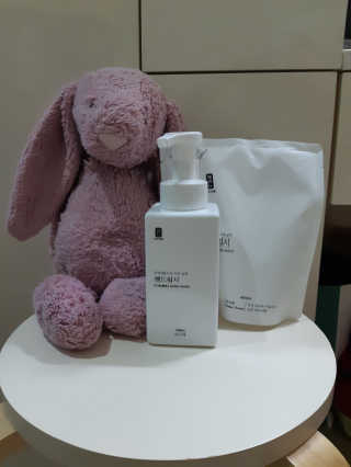 [생활공작소]핸드워시 용기 500ml 1개+리필 400ml 2개 — 5점을 준 리뷰어가 2020년 8월 올린 사용 사진