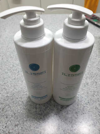 일리세이 허니 샴푸 500ml + 허니 바디워시 500ml 세트 — 5점을 준 리뷰어가 2020년 4월 올린 사용 사진