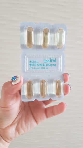 JW중외제약 마이코드 알티지 오메가3 1000 mg — 5점을 준 리뷰어가 2020년 8월 올린 사용 사진