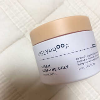 어글리프루프 크림 스탑디어글리 핑크모먼트 50ml — 3점을 준 리뷰어가 2020년 11월 올린 사용 사진