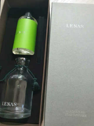 레나스 프리미엄 아로마 디퓨저 200ml  [1SET] — 5점을 준 리뷰어가 2020년 9월 올린 사용 사진